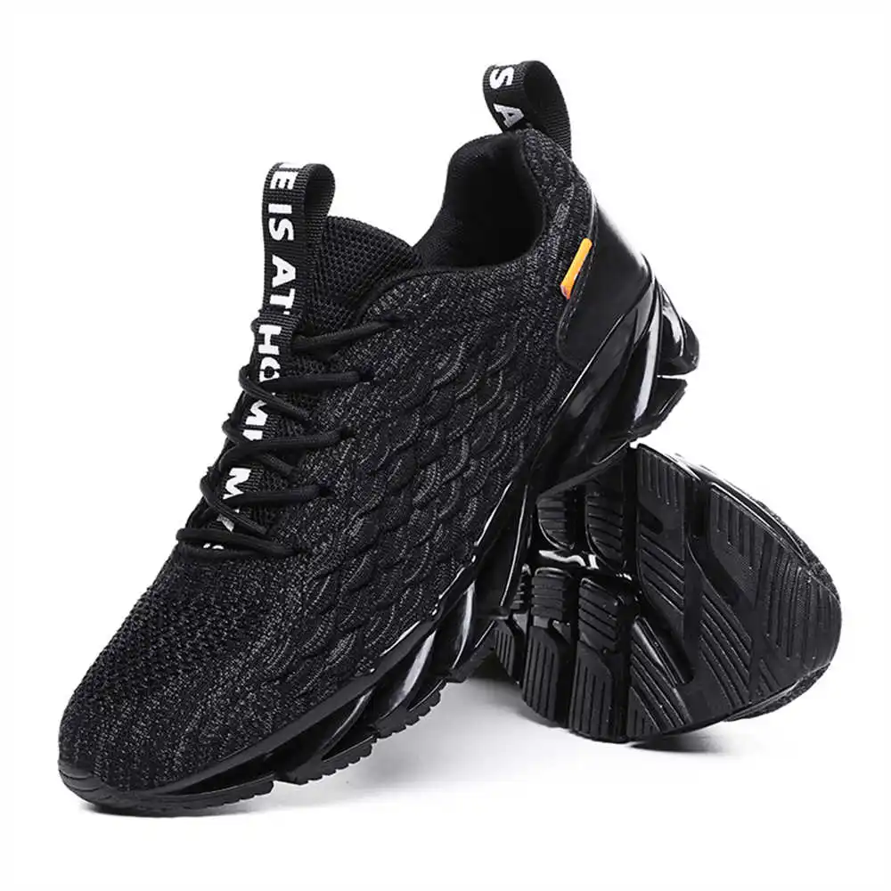 size 44 size 39 walking shoes  – Badminton House Bewertung und Preis